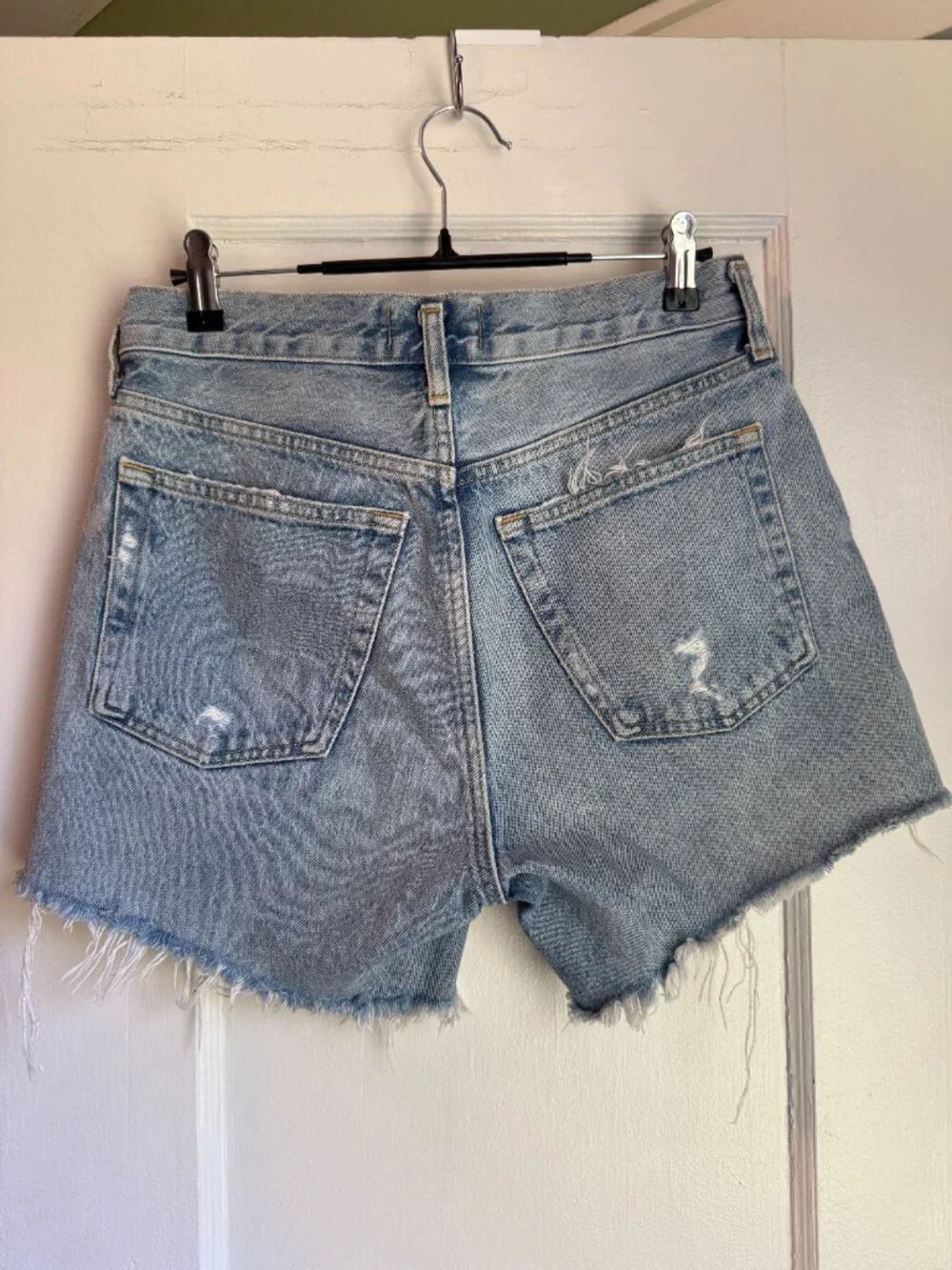 PRICE FIRM! Agolde Parker Long Shorts in 